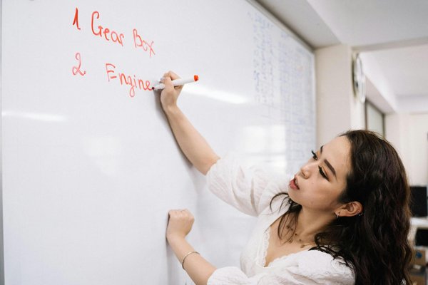 Comment choisir son expert juridique en entreprise?