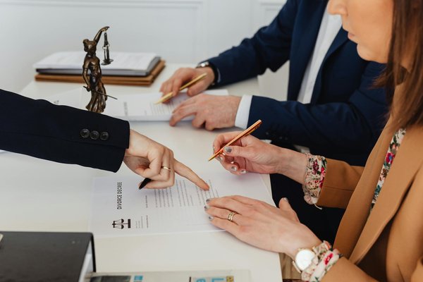Stratégies efficaces pour protéger votre nom de domaine en ligne